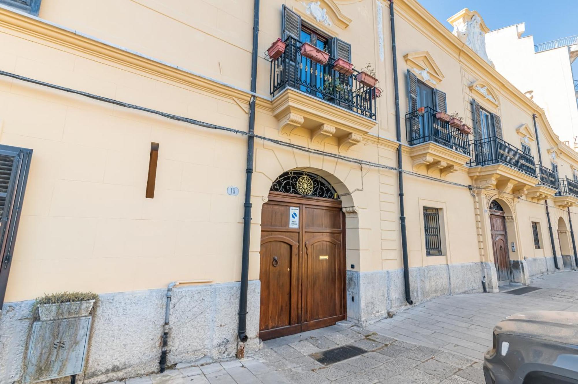 Piazza Indipendenza Loft & Rooms Palermo Kültér fotó