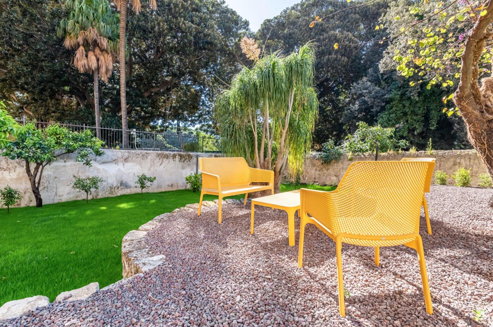 Piazza Indipendenza Loft & Rooms Palermo Kültér fotó